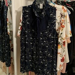 LC Lauren Conrad Alice on Wonderland Blouse